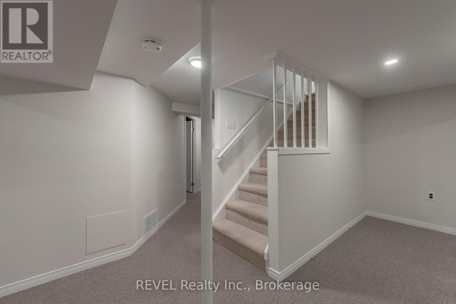 Photo 27 of 522 Mississagua Street, Niagaraonthelake ON