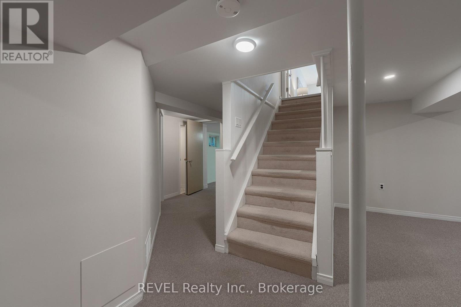 Photo 29 of 522 Mississagua Street, Niagaraonthelake ON