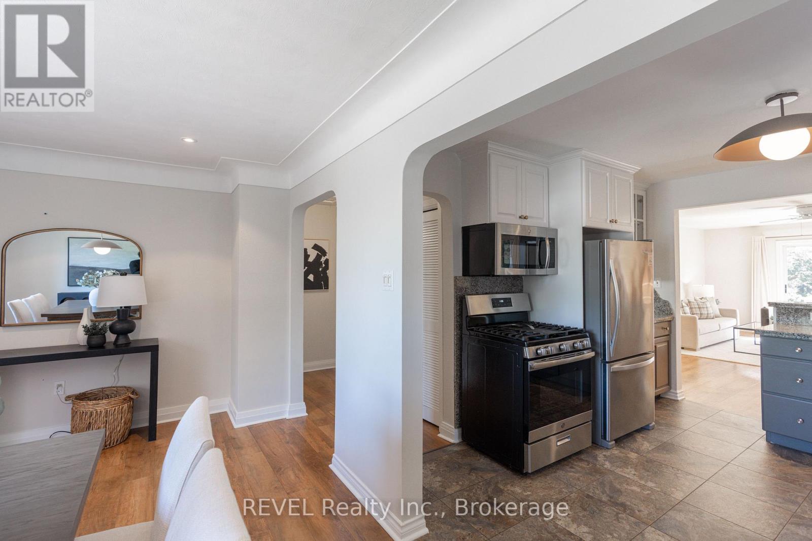 Photo 9 of 522 Mississagua Street, Niagaraonthelake ON