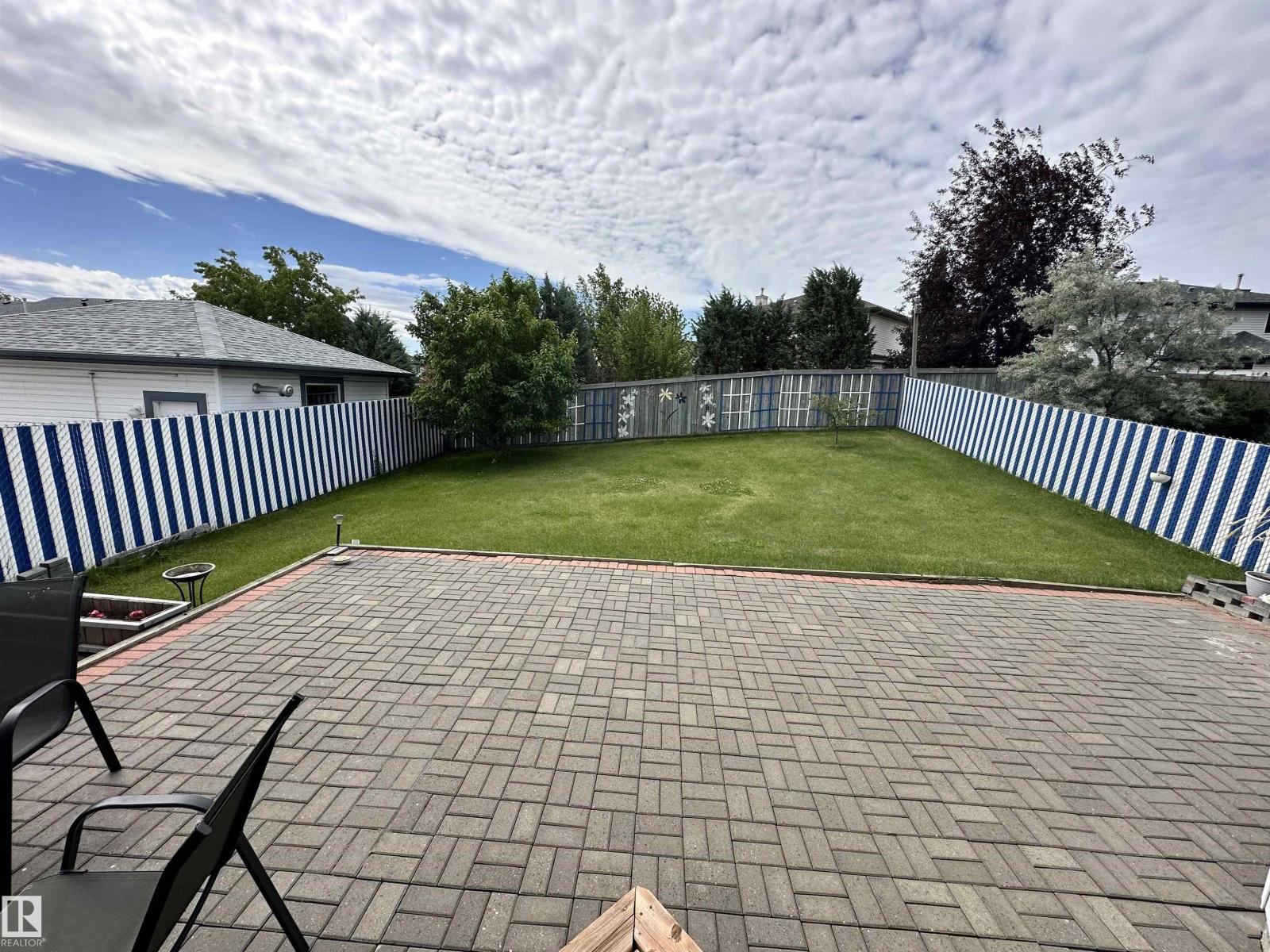 Photo 8 of 4619 151 Av Nw, Edmonton AB