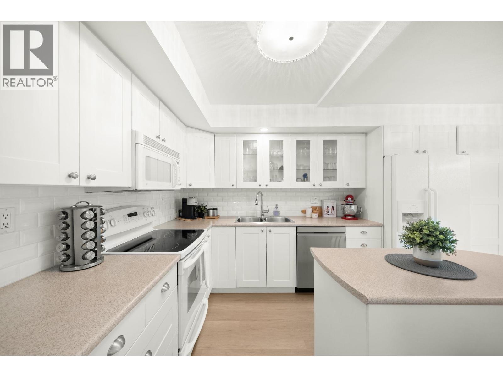 Photo 11 of 4845 Central Avenue, Delta BC