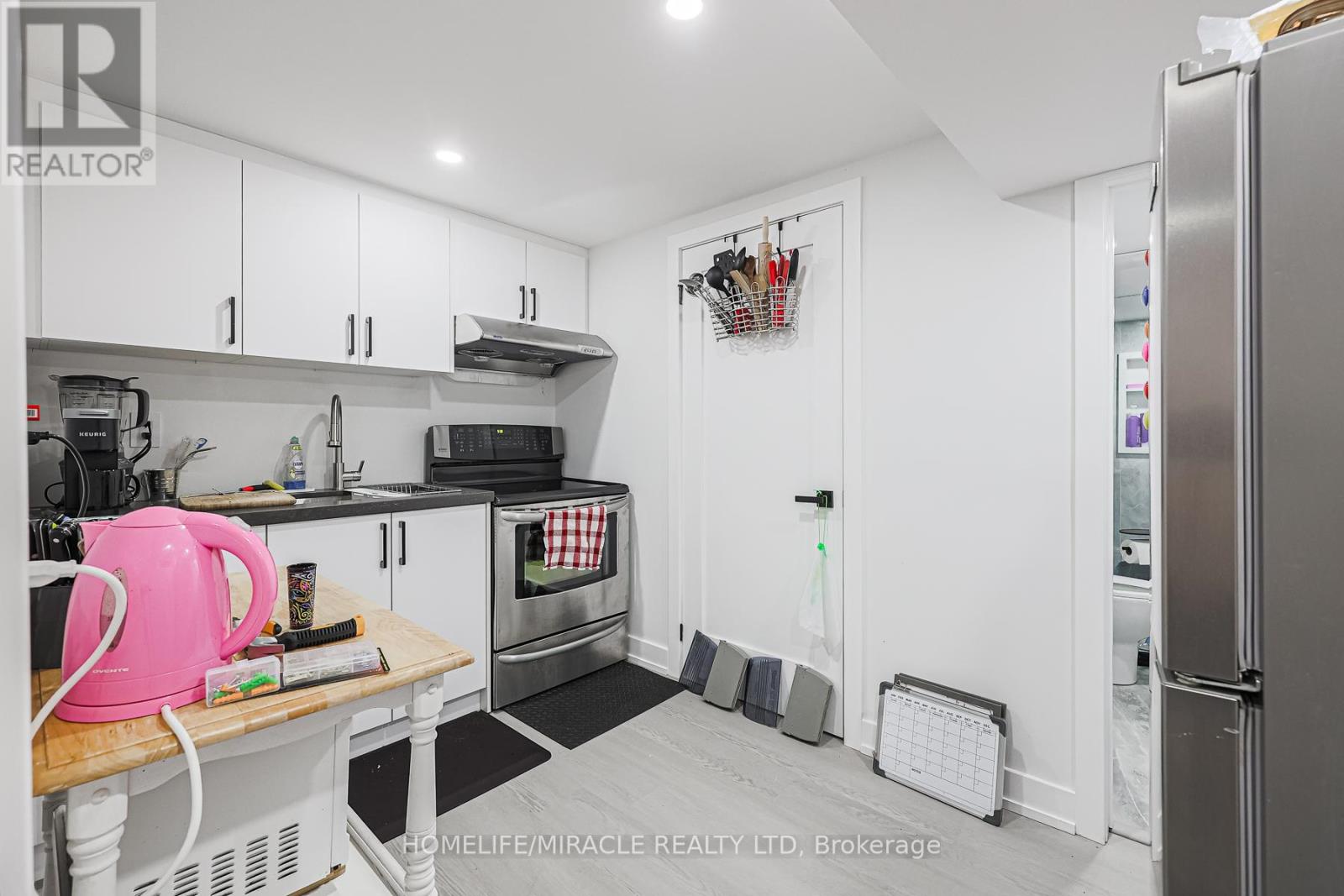Photo 34 of 88 Inniswood Drive, Toronto ON