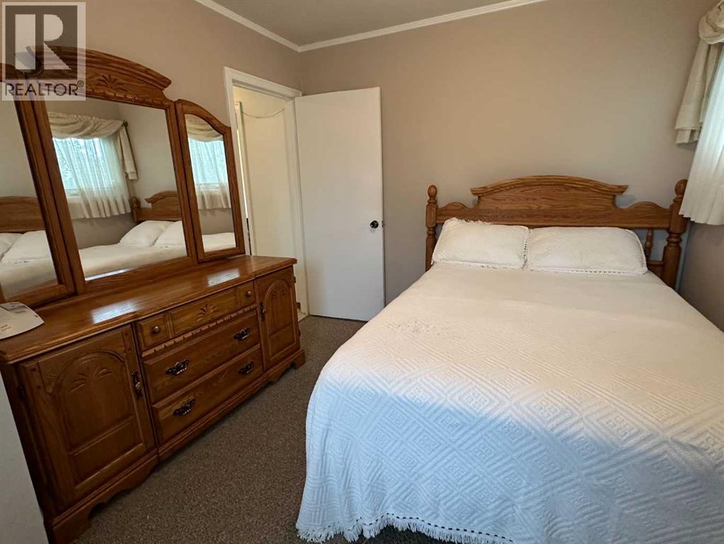 Photo 20 of 5402 57 Street, Taber AB