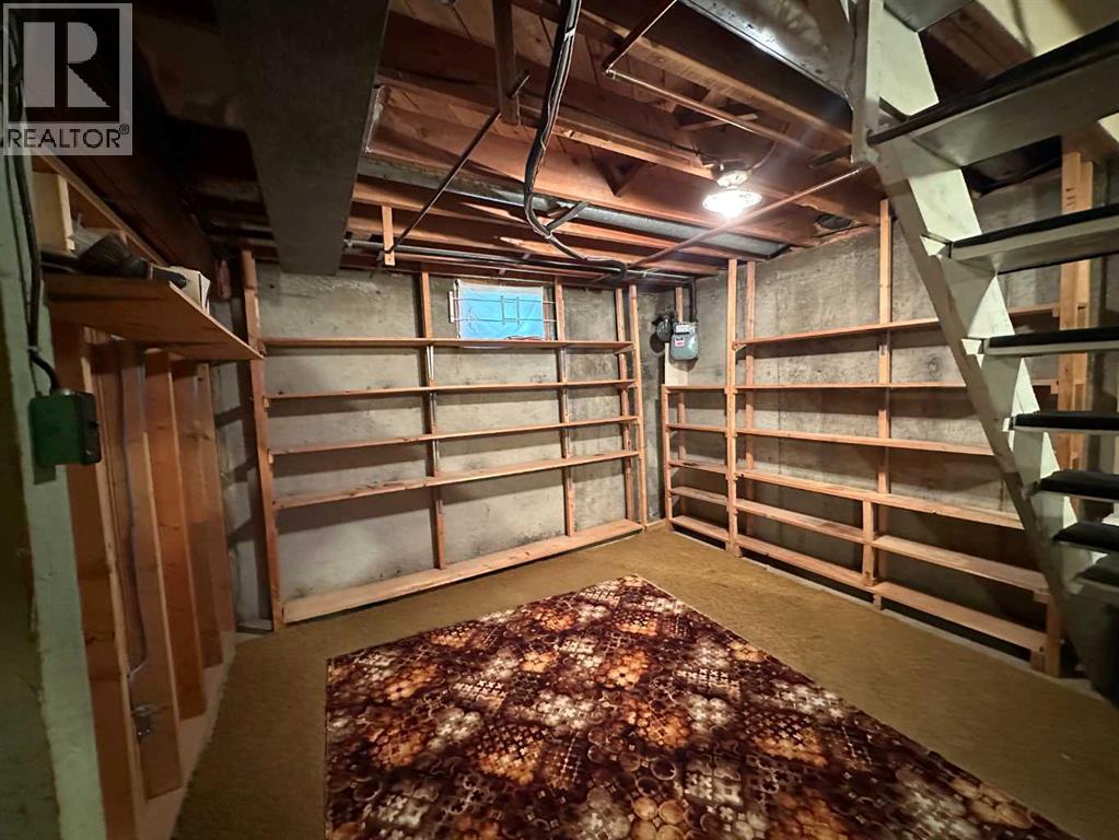 Photo 21 of 5402 57 Street, Taber AB