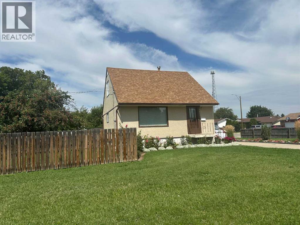 Photo 23 of 5402 57 Street, Taber AB