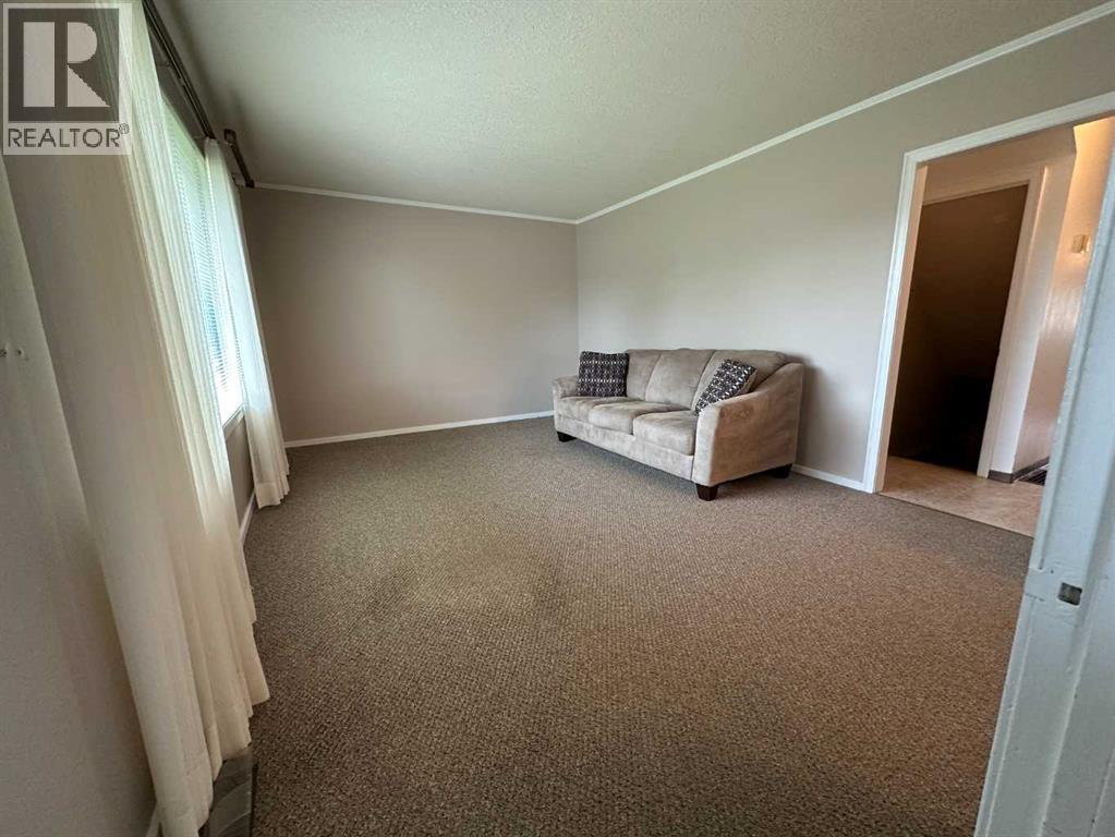 Photo 22 of 5402 57 Street, Taber AB