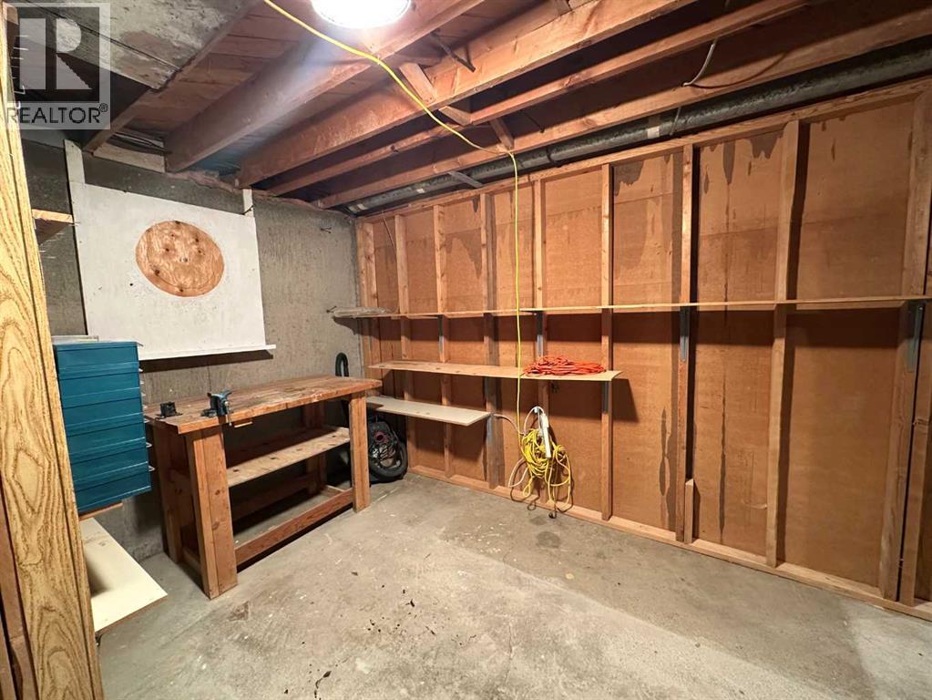 Photo 10 of 5402 57 Street, Taber AB