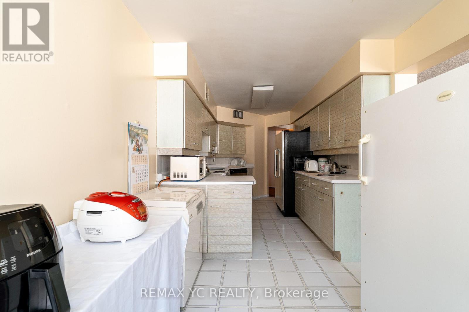 Photo 21 of 614 30 Greenfield Avenue, Toronto ON