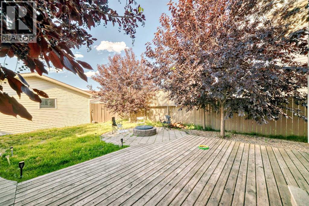 Photo 20 of 57 Martinvalley Way Ne, Calgary AB