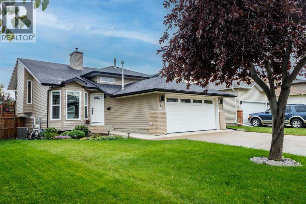 Photo 1 of 20 Macewan Ridge Gate Nw, Calgary AB