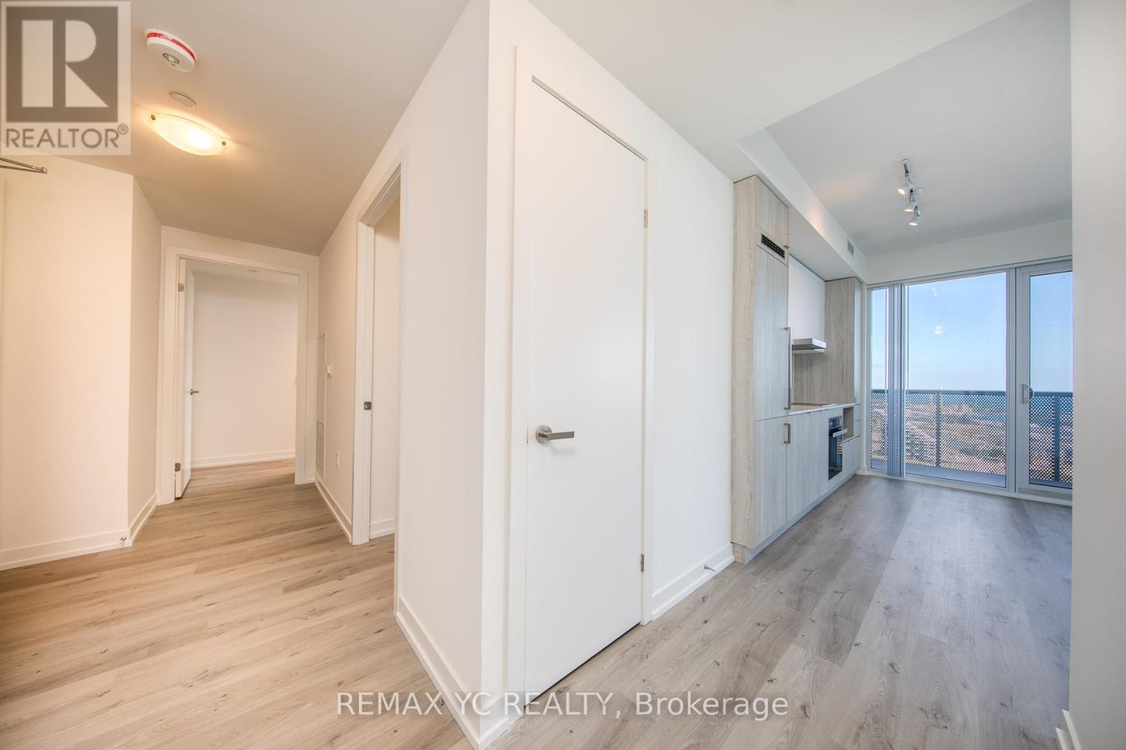 Photo 29 of 6606 138 Downes Street, Toronto ON