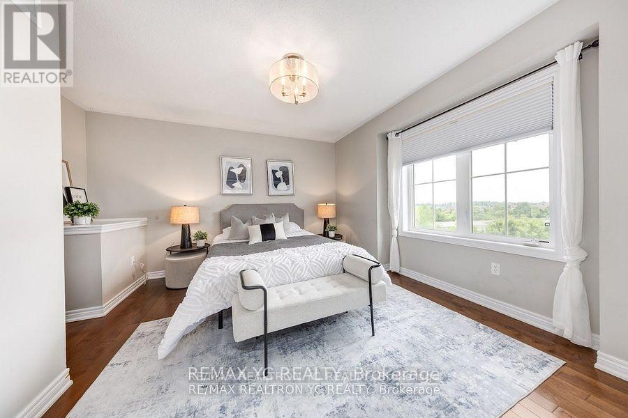 Photo 35 of 11 Reevesmere Lane, Ajax ON