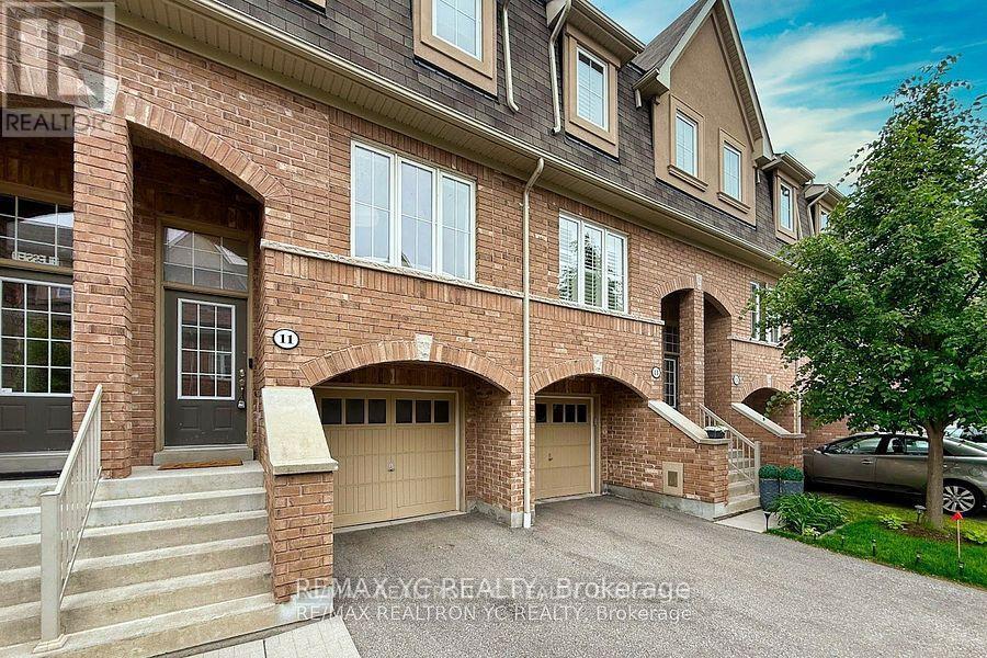 Photo 9 of 11 Reevesmere Lane, Ajax ON