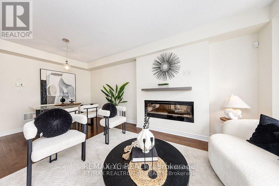 Photo 10 of 11 Reevesmere Lane, Ajax ON