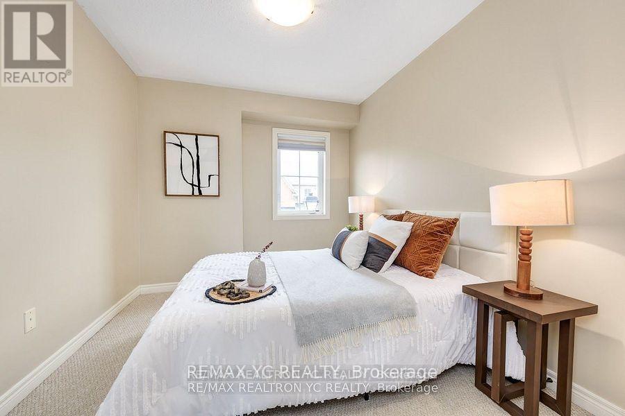 Photo 8 of 11 Reevesmere Lane, Ajax ON