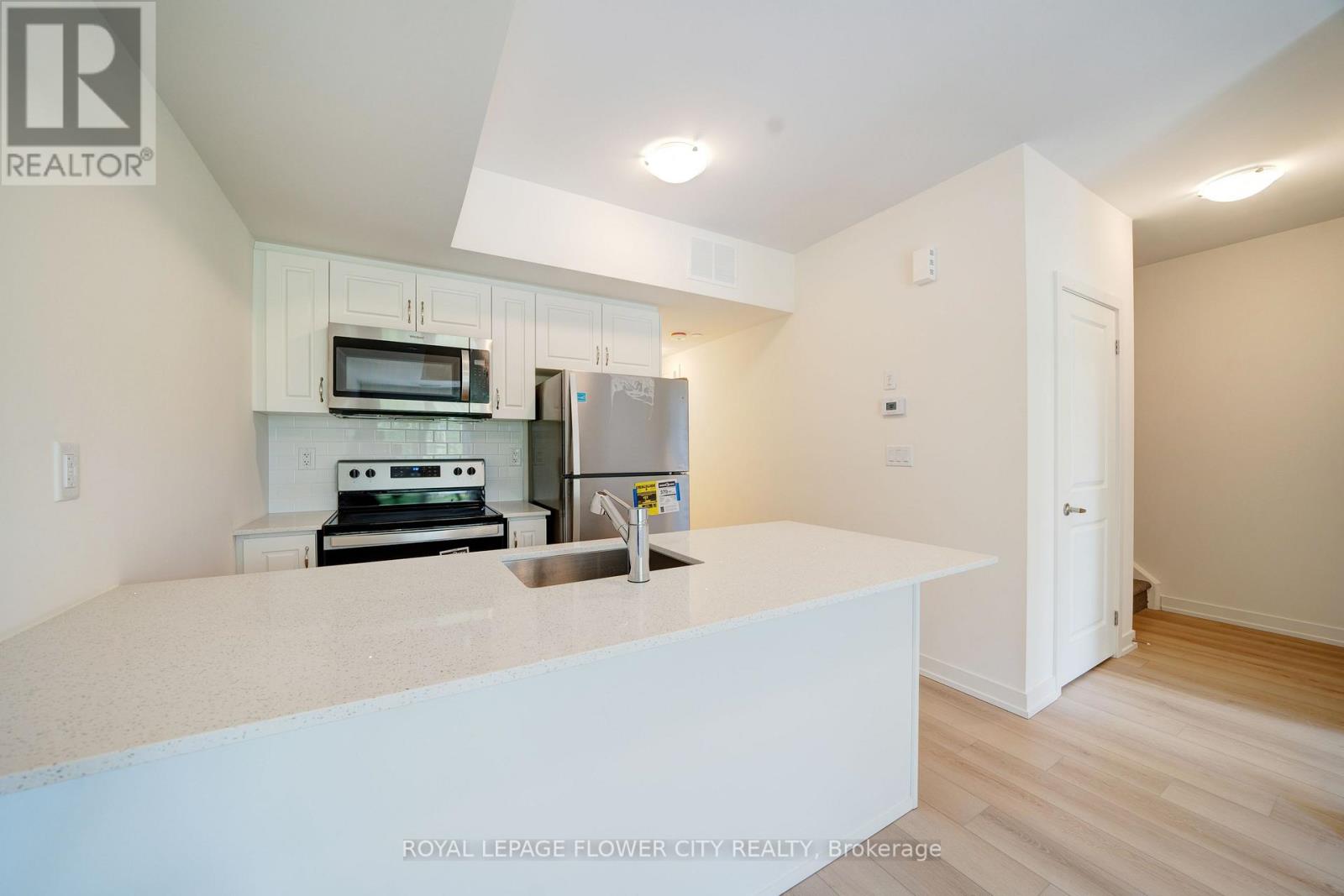 Photo 26 of 2304 58 Elizabeth Street S, Richmond Hill ON