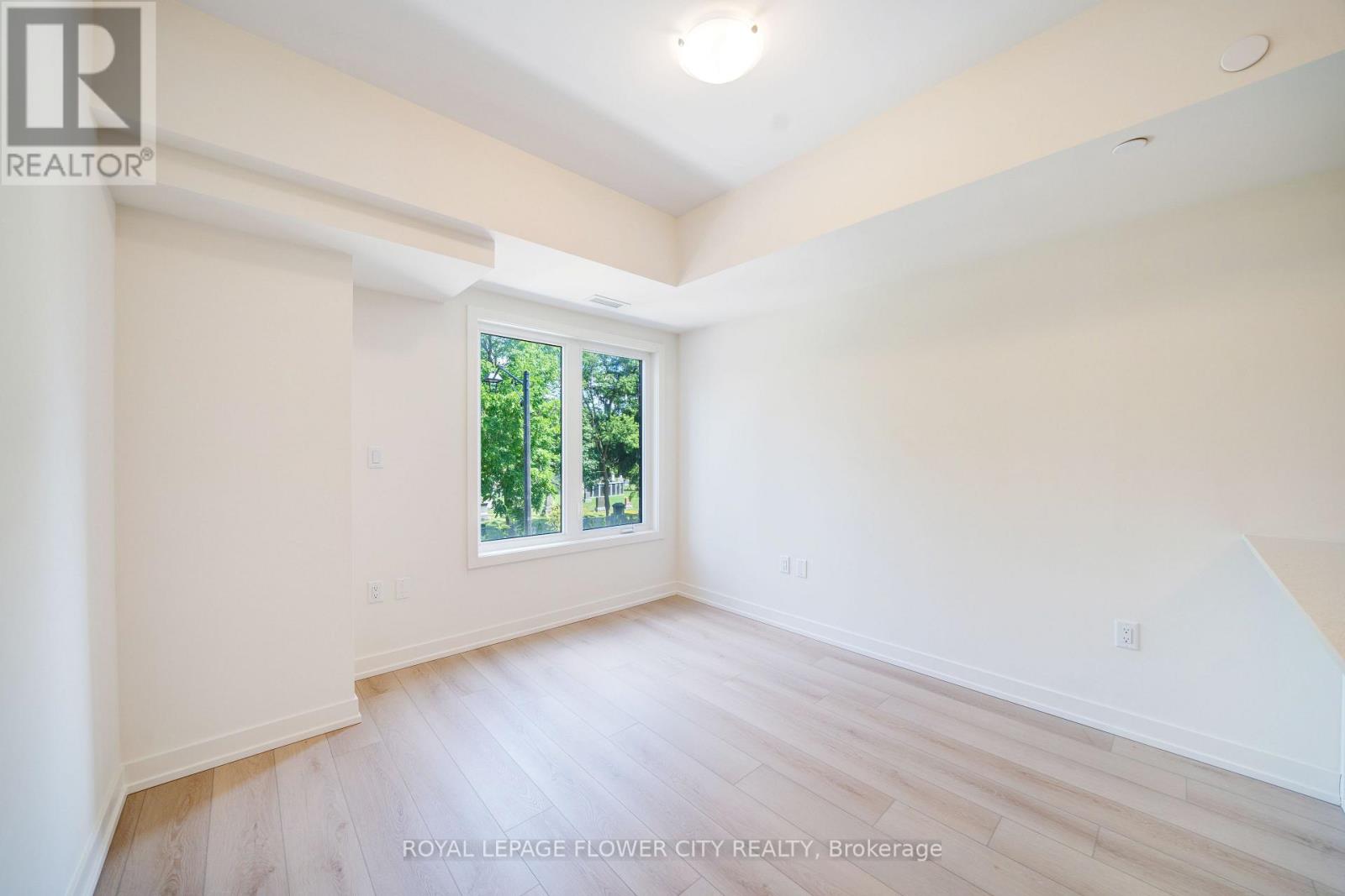Photo 18 of 2304 58 Elizabeth Street S, Richmond Hill ON