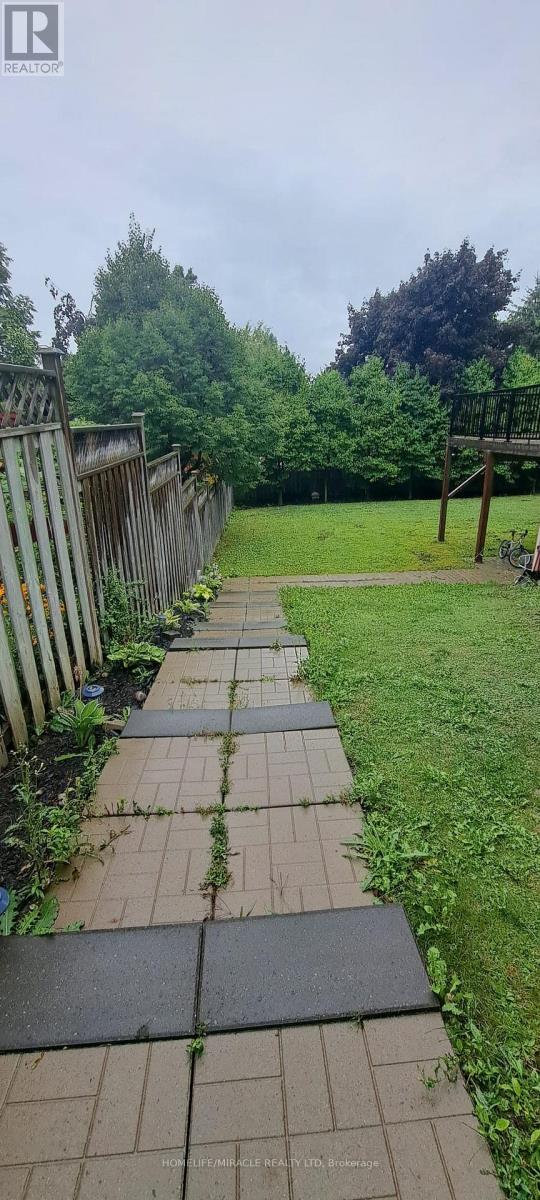 Photo 13 of Bsmt A 2 Vesta Drive, Richmond Hill ON