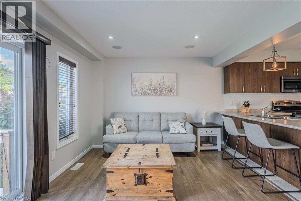 Photo 15 of 37 Trillium Way, Simcoe ON