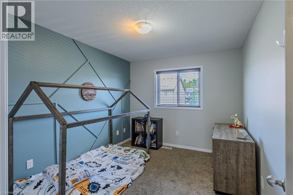 Photo 19 of 37 Trillium Way, Simcoe ON