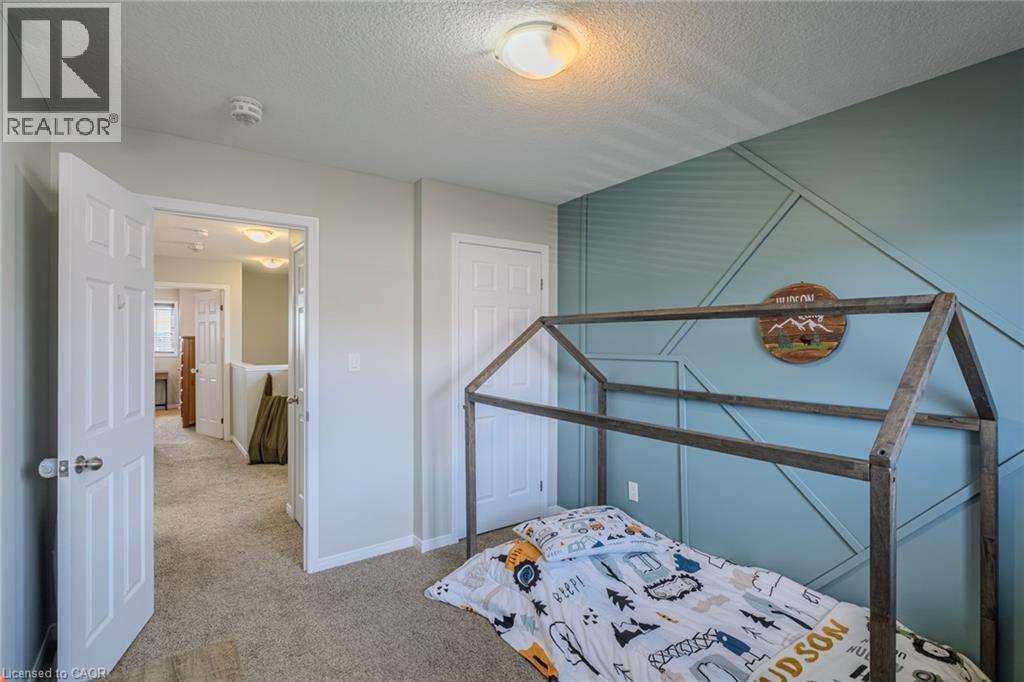 Photo 20 of 37 Trillium Way, Simcoe ON