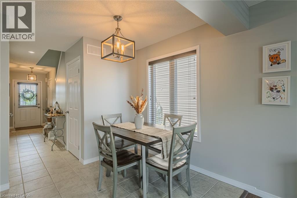 Photo 8 of 37 Trillium Way, Simcoe ON
