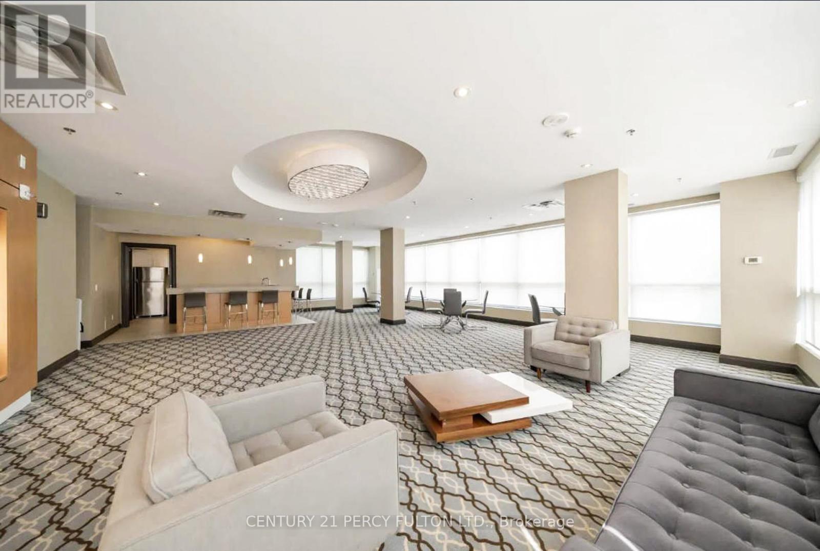 Photo 7 of 902 840 Queens Plate Drive, Toronto ON
