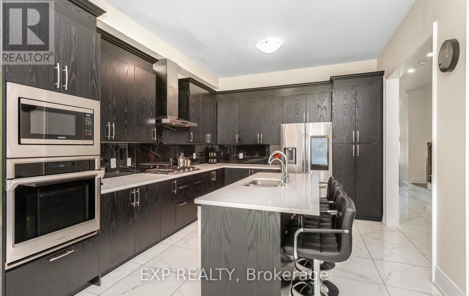 Photo 47 of 32 Daisy Meadow Crescent, Caledon ON