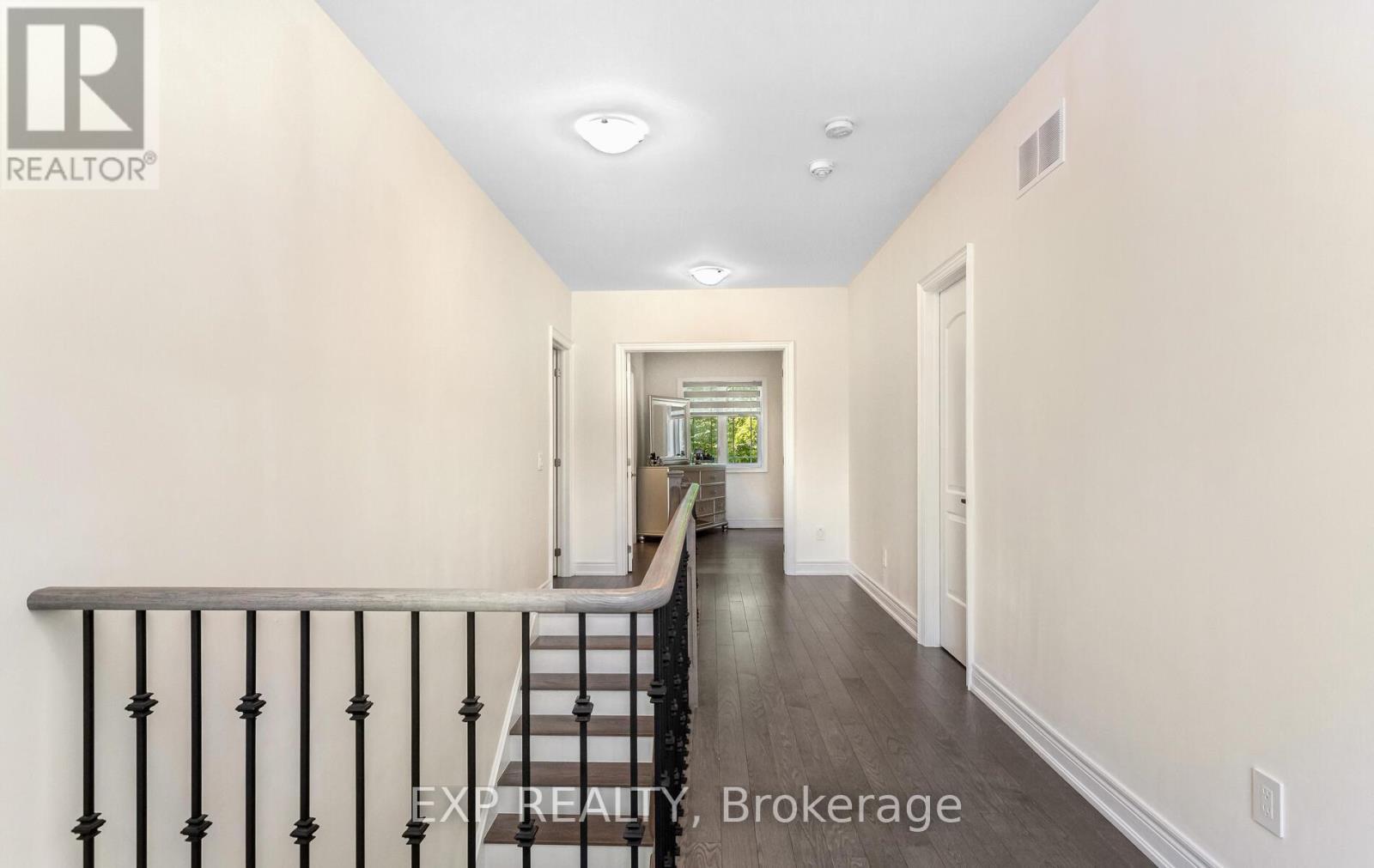 Photo 37 of 32 Daisy Meadow Crescent, Caledon ON