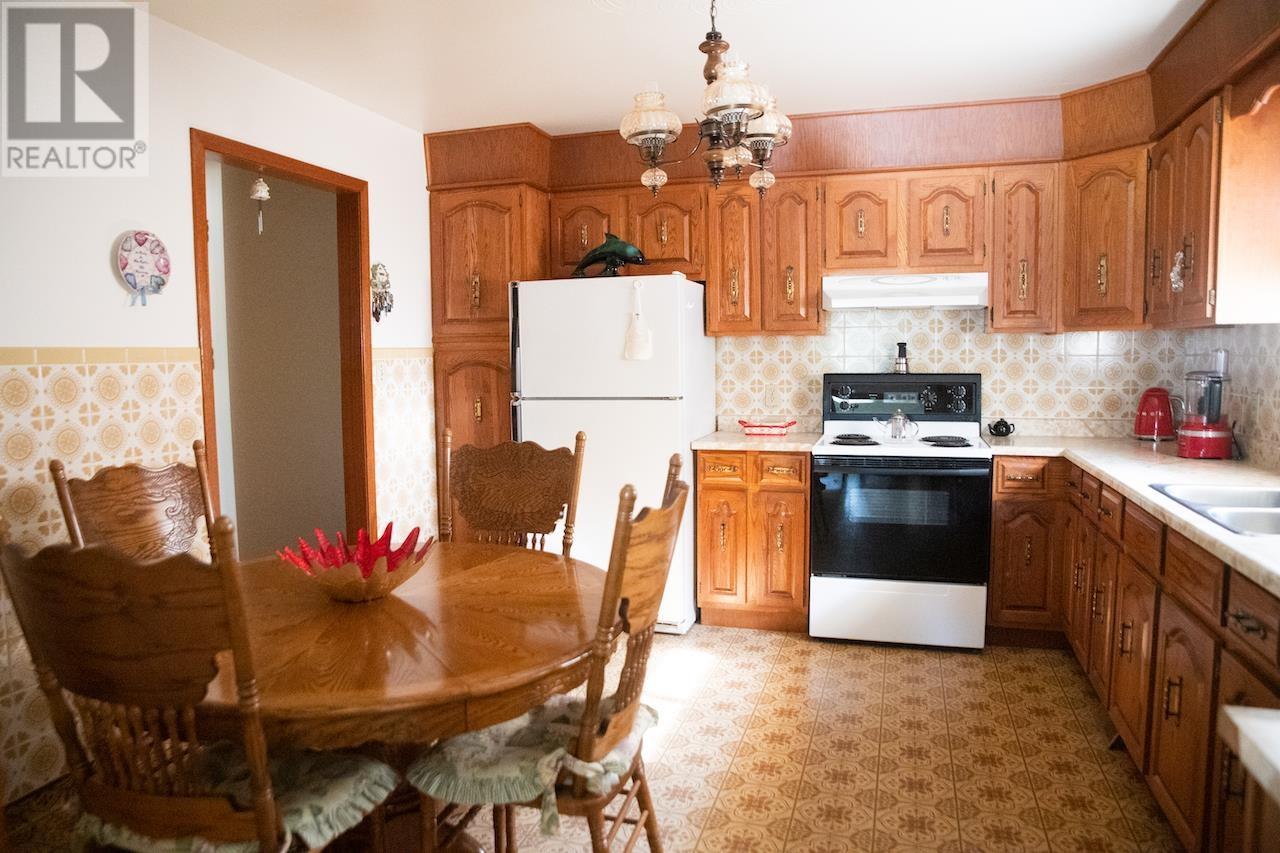 Photo 27 of 106 Johnson Ave, Sault Ste Marie ON