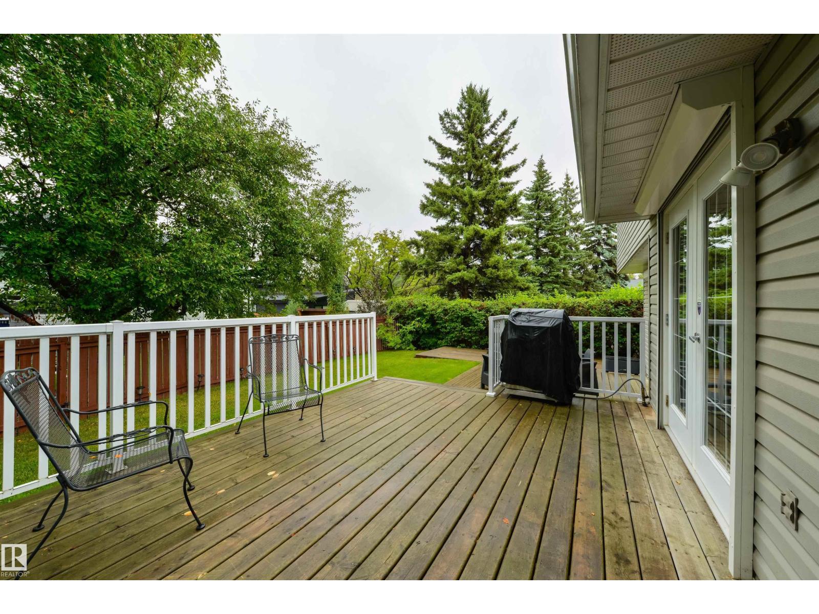 Photo 10 of 256 Westridge Rd Nw, Edmonton AB