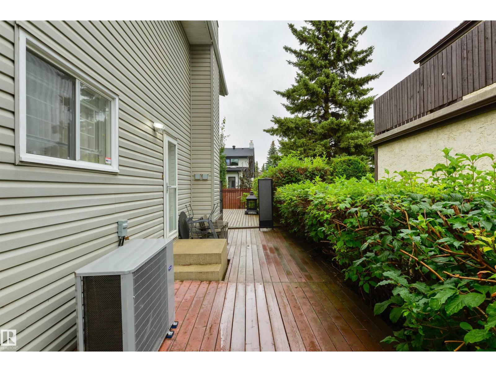 Photo 25 of 256 Westridge Rd Nw, Edmonton AB