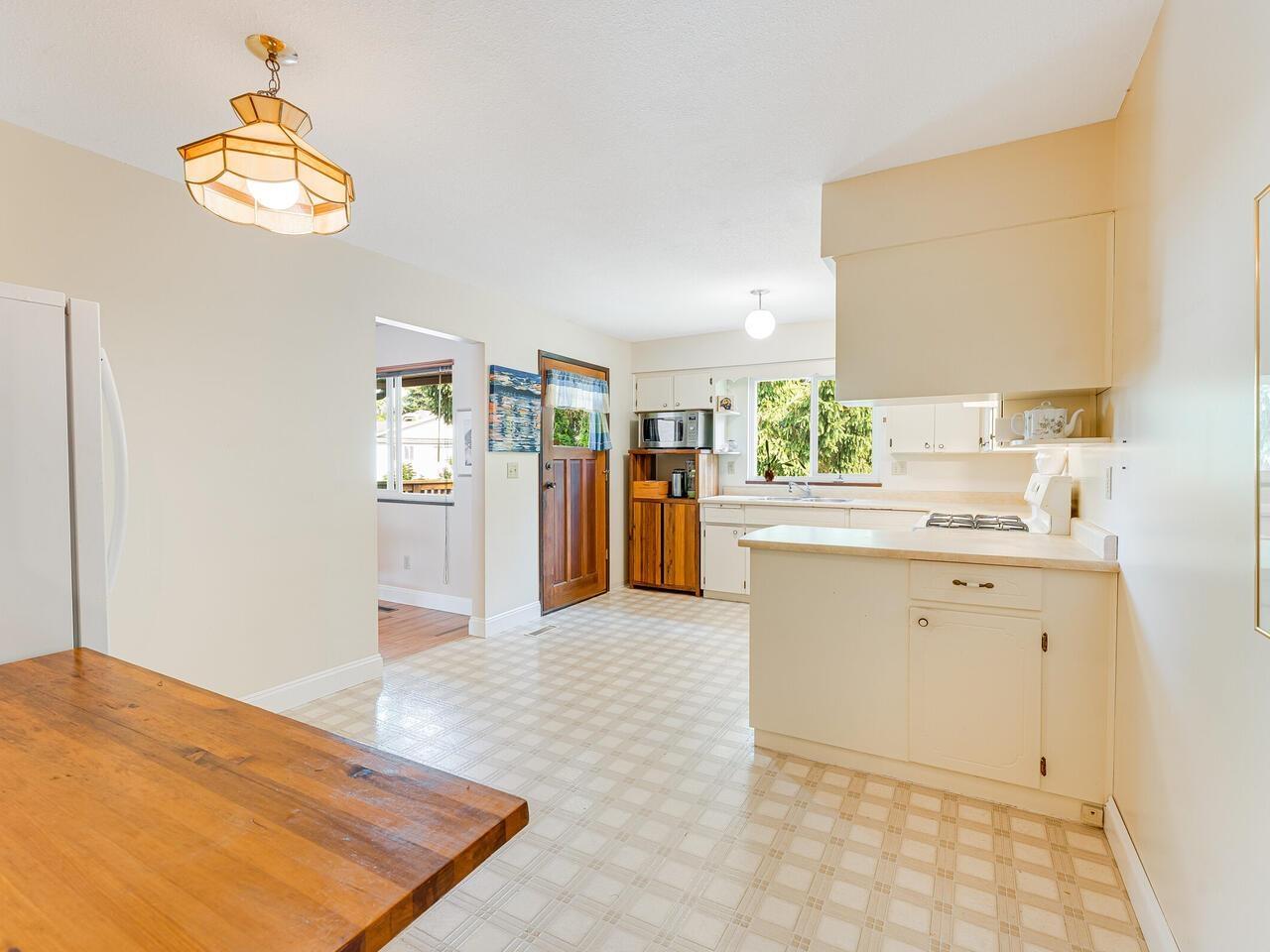 Photo 30 of 13231 65 A Avenue, Surrey BC