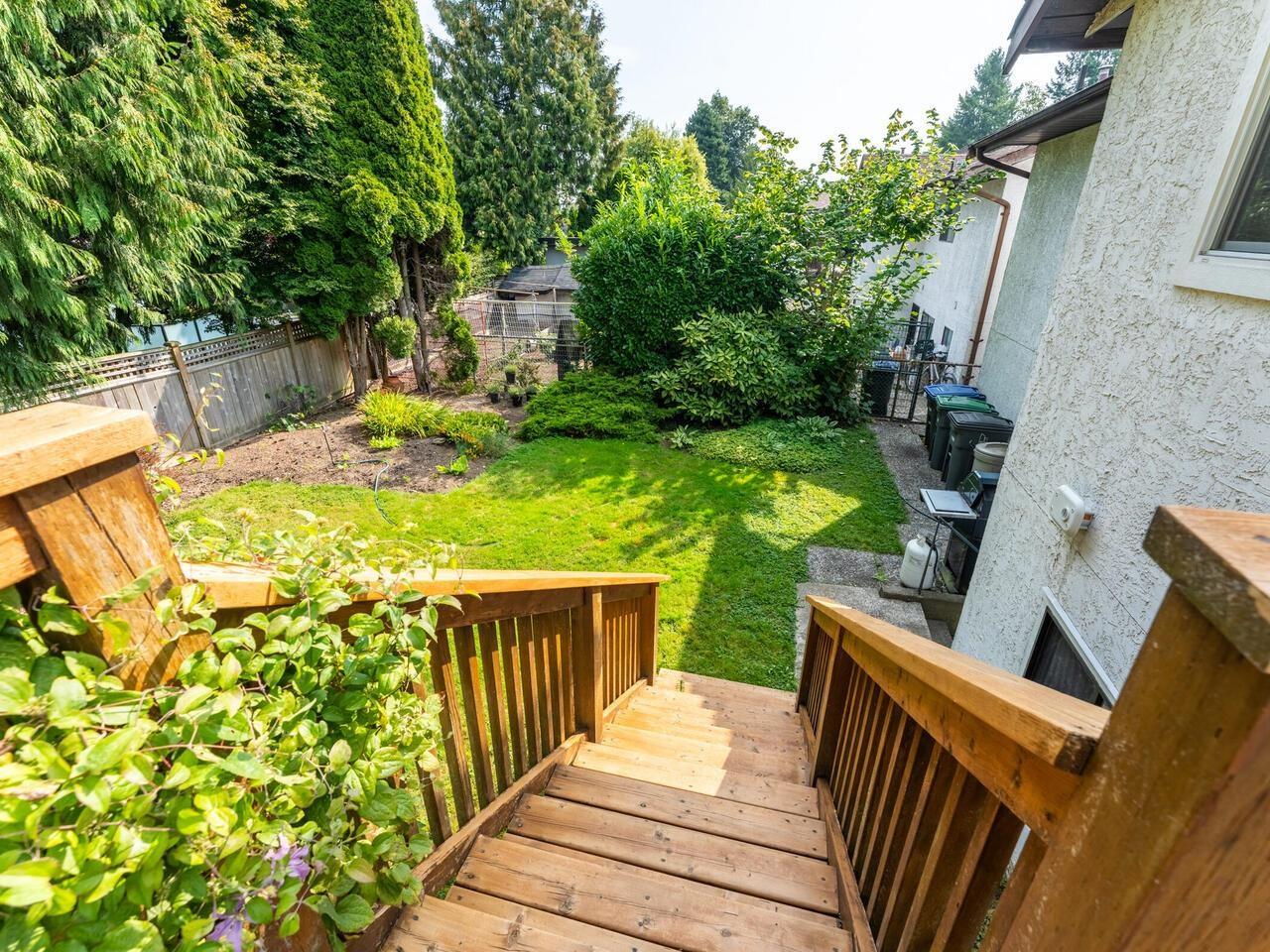 Photo 12 of 13231 65 A Avenue, Surrey BC