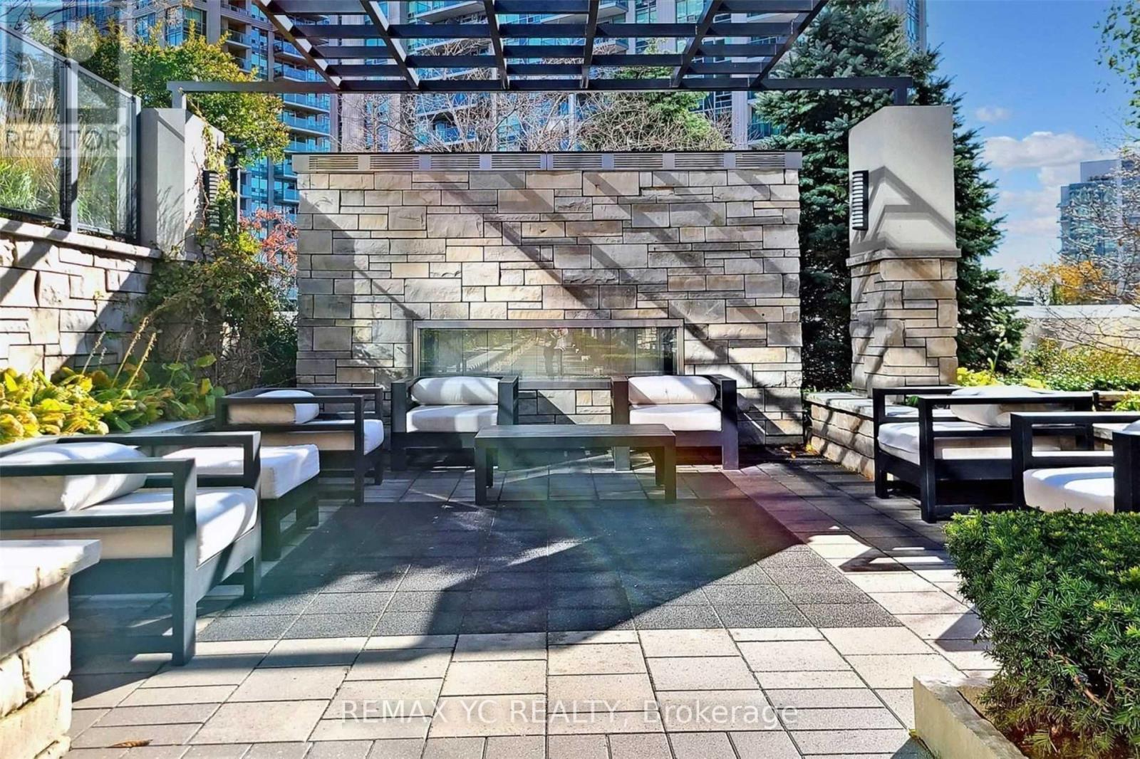Photo 11 of Ph 4 2 Anndale Drive, Toronto ON