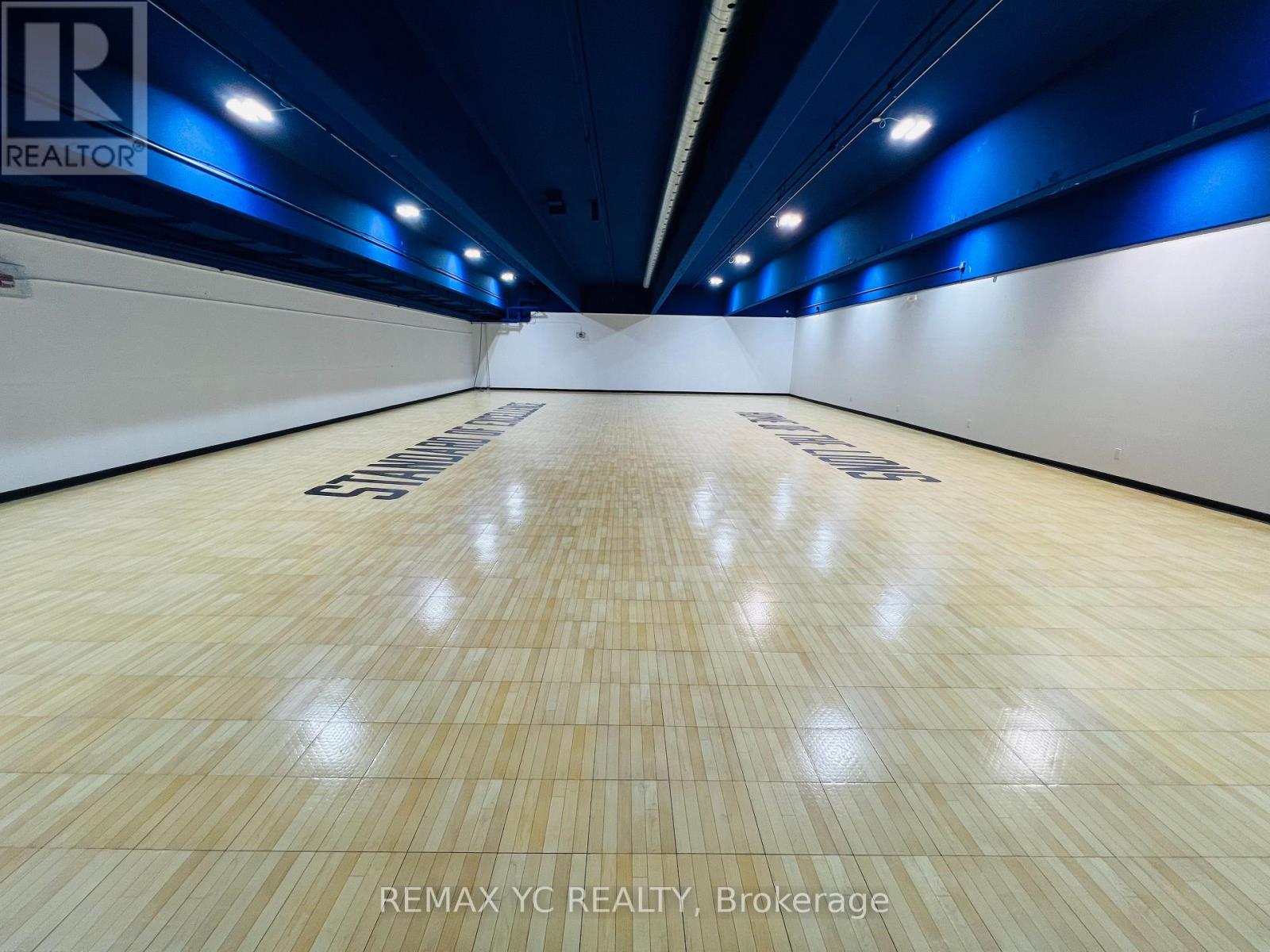 Photo 5 of 4620 Finch Avenue E, Toronto ON