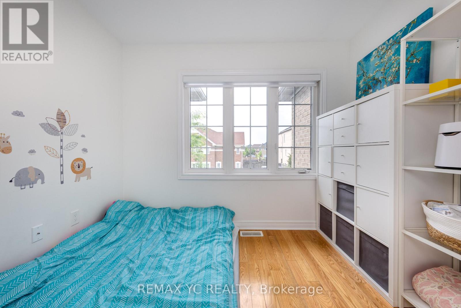 Single Family House for Sale in  CHAYNA CRESCENT Vaughan (Patterson) 