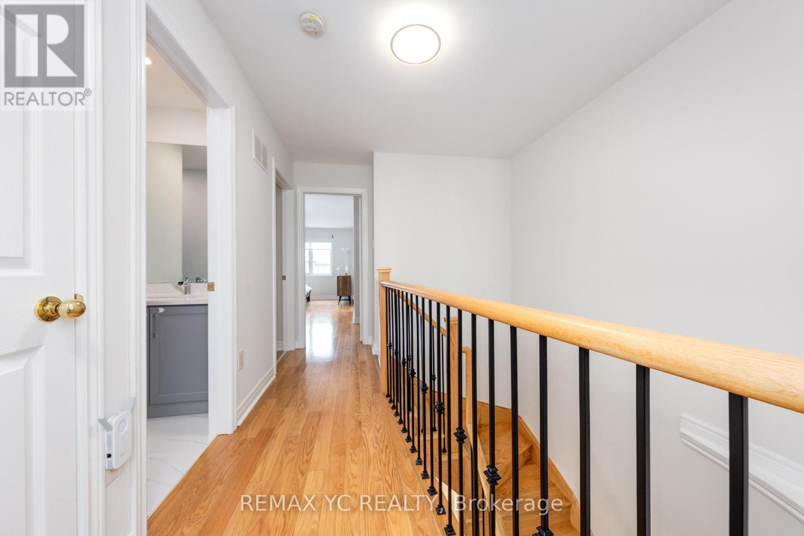 Single Family House for Sale in  CHAYNA CRESCENT Vaughan (Patterson) 