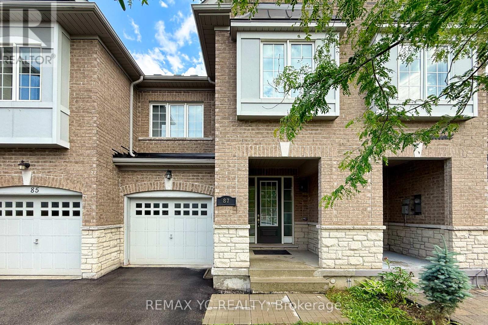 Single Family House for Sale in  CHAYNA CRESCENT Vaughan (Patterson) 
