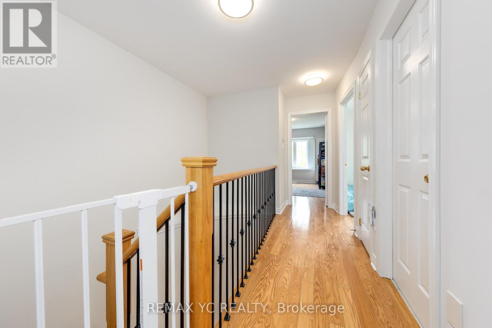 Single Family House for Sale in  CHAYNA CRESCENT Vaughan (Patterson) 