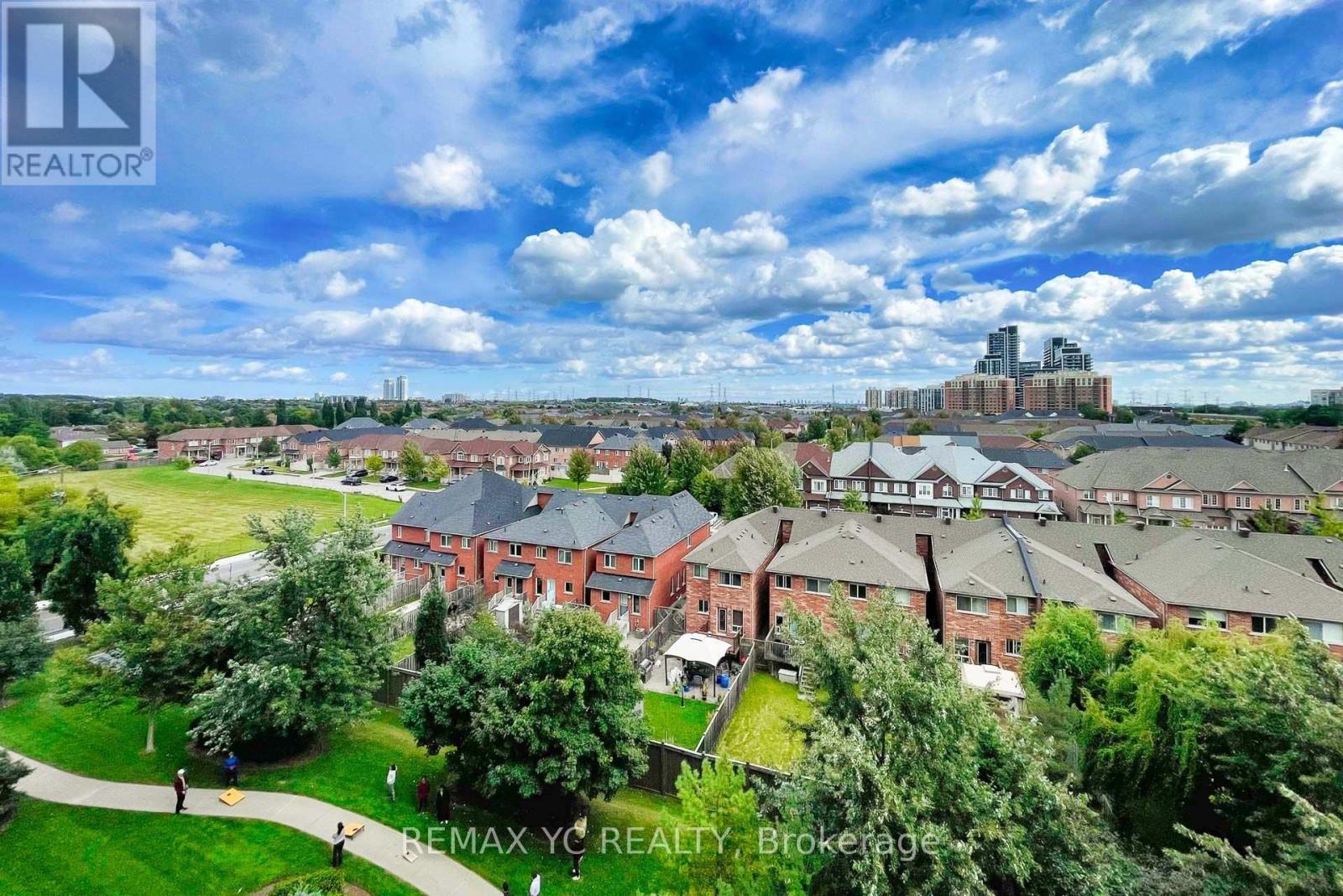 Photo 14 of 702 310 Red Maple Road, Richmond Hill ON