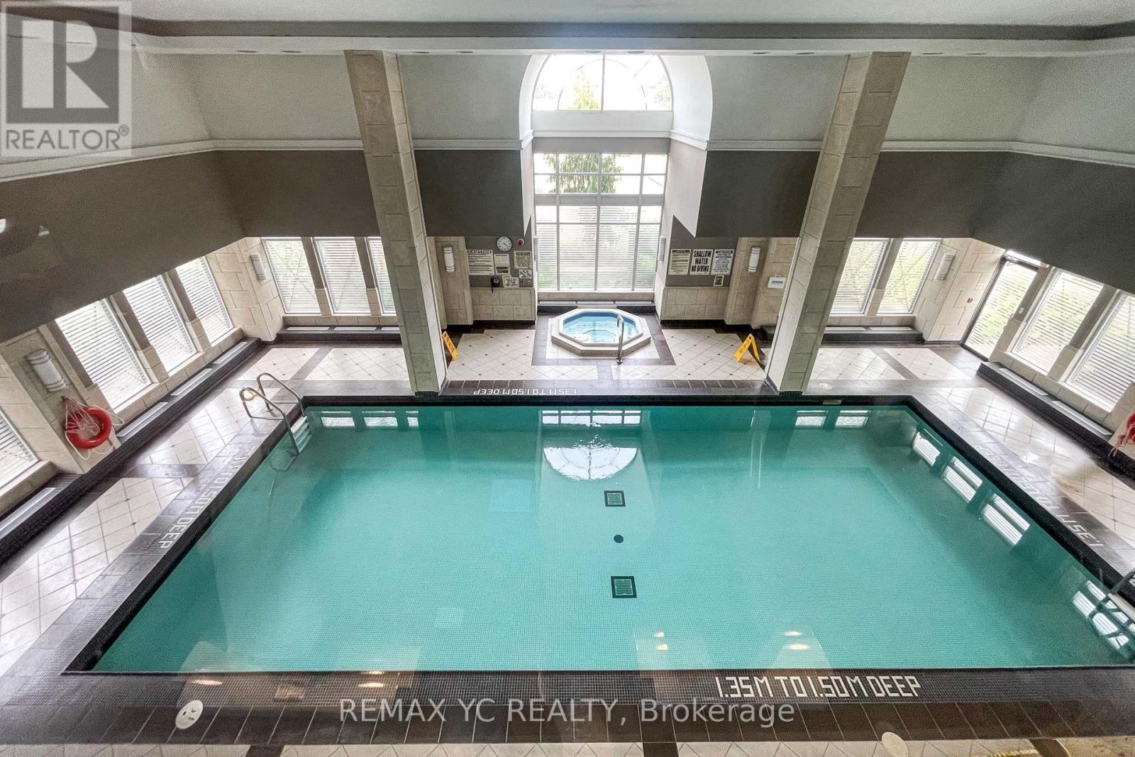Photo 9 of 702 310 Red Maple Road, Richmond Hill ON