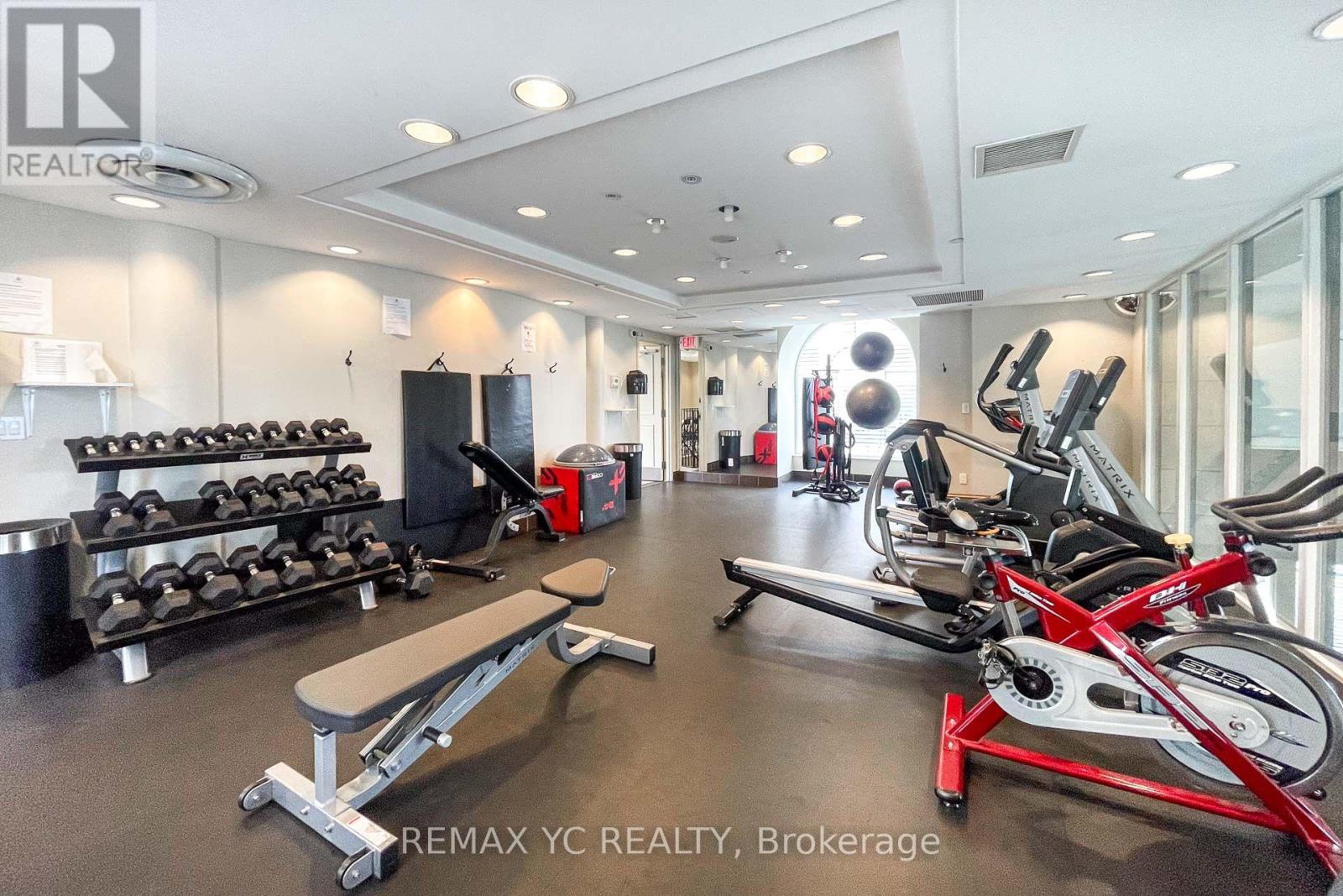 Photo 24 of 702 310 Red Maple Road, Richmond Hill ON