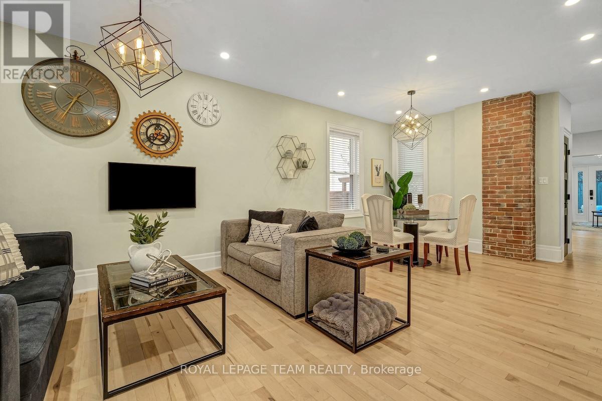 Photo 2 of 8 Pretoria Avenue, Ottawa ON