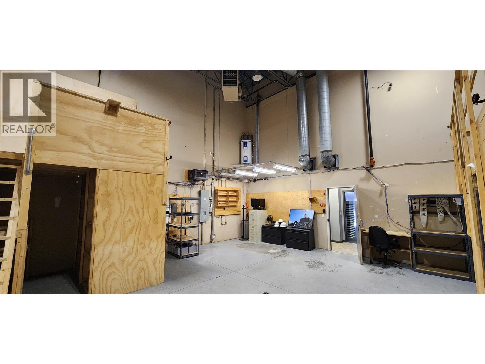 107A 140 Commercial Drive, Kelowna