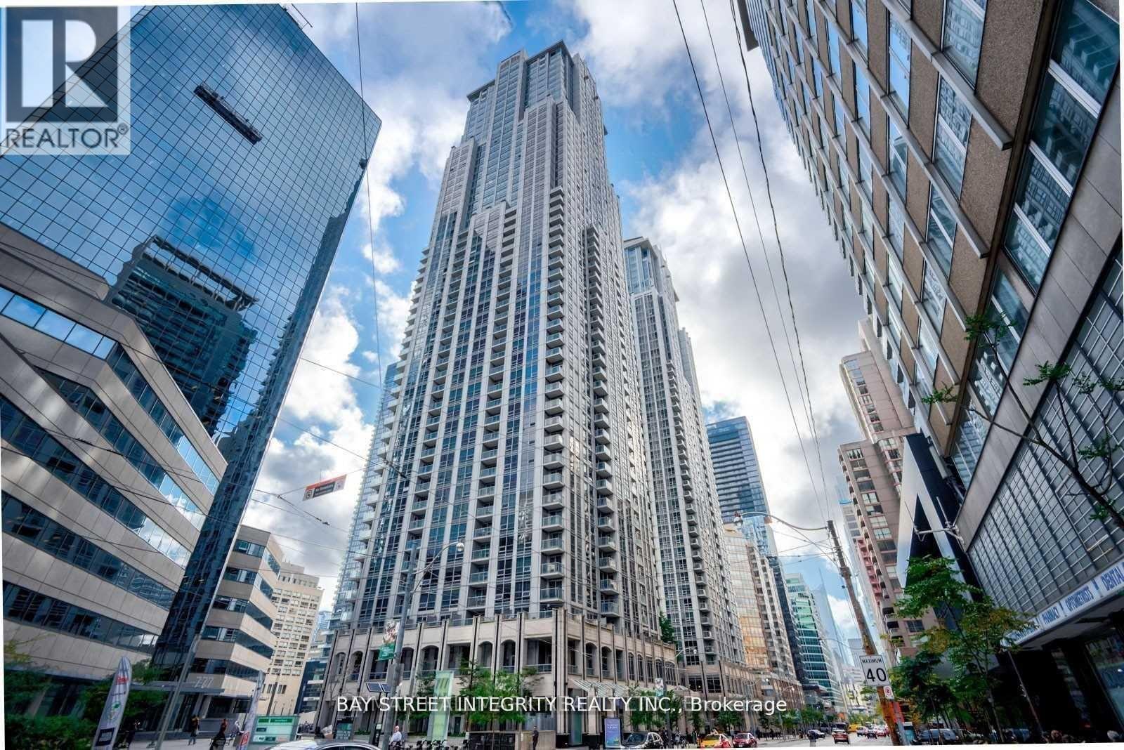 Photo 7 of 4001 763 Bay Street, Toronto ON