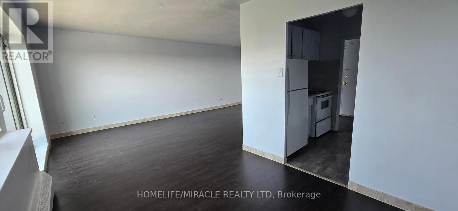 Photo 21 of 605 1651 Victoria Park Avenue, Toronto ON