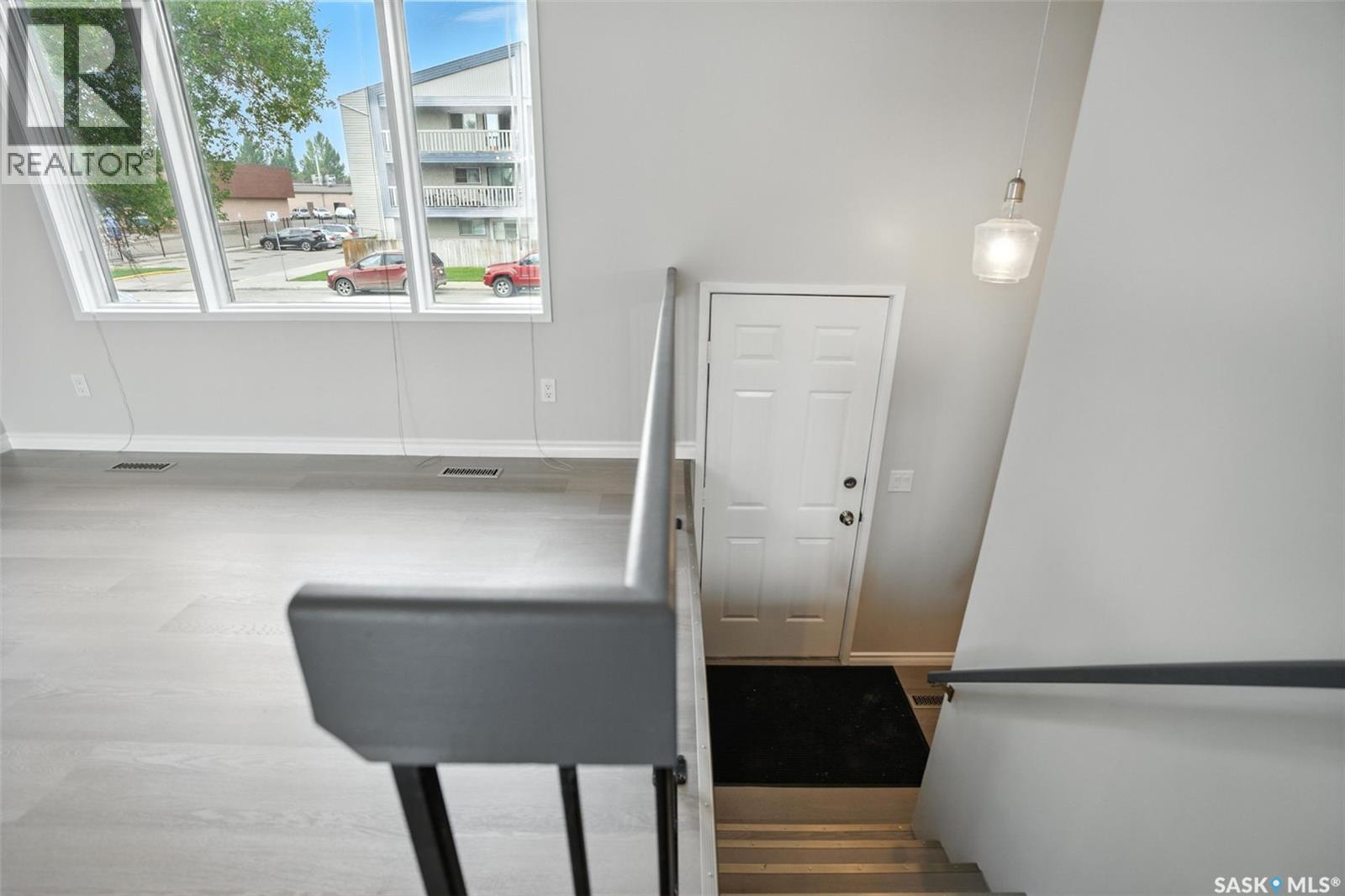 Photo 11 of 238 Stillwater Drive, Saskatoon SK