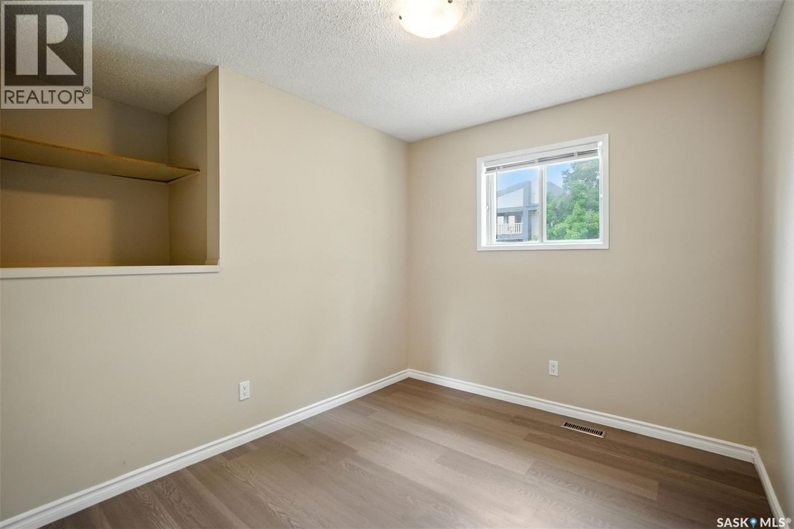 Photo 15 of 238 Stillwater Drive, Saskatoon SK