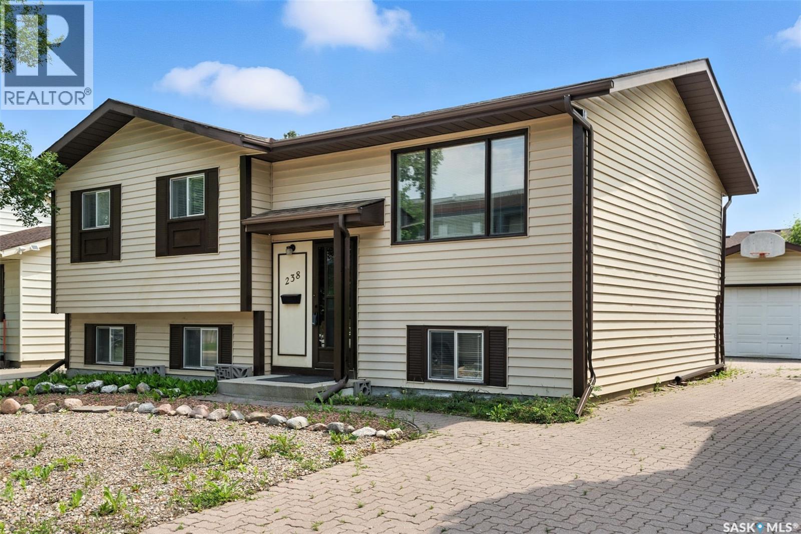 Photo 26 of 238 Stillwater Drive, Saskatoon SK